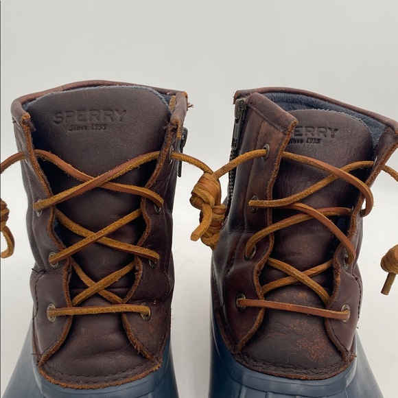 Sperry Navy and Brown Duck Boots women 11M leather rubber outdoor snow rain fall - Picture 4 of 11
